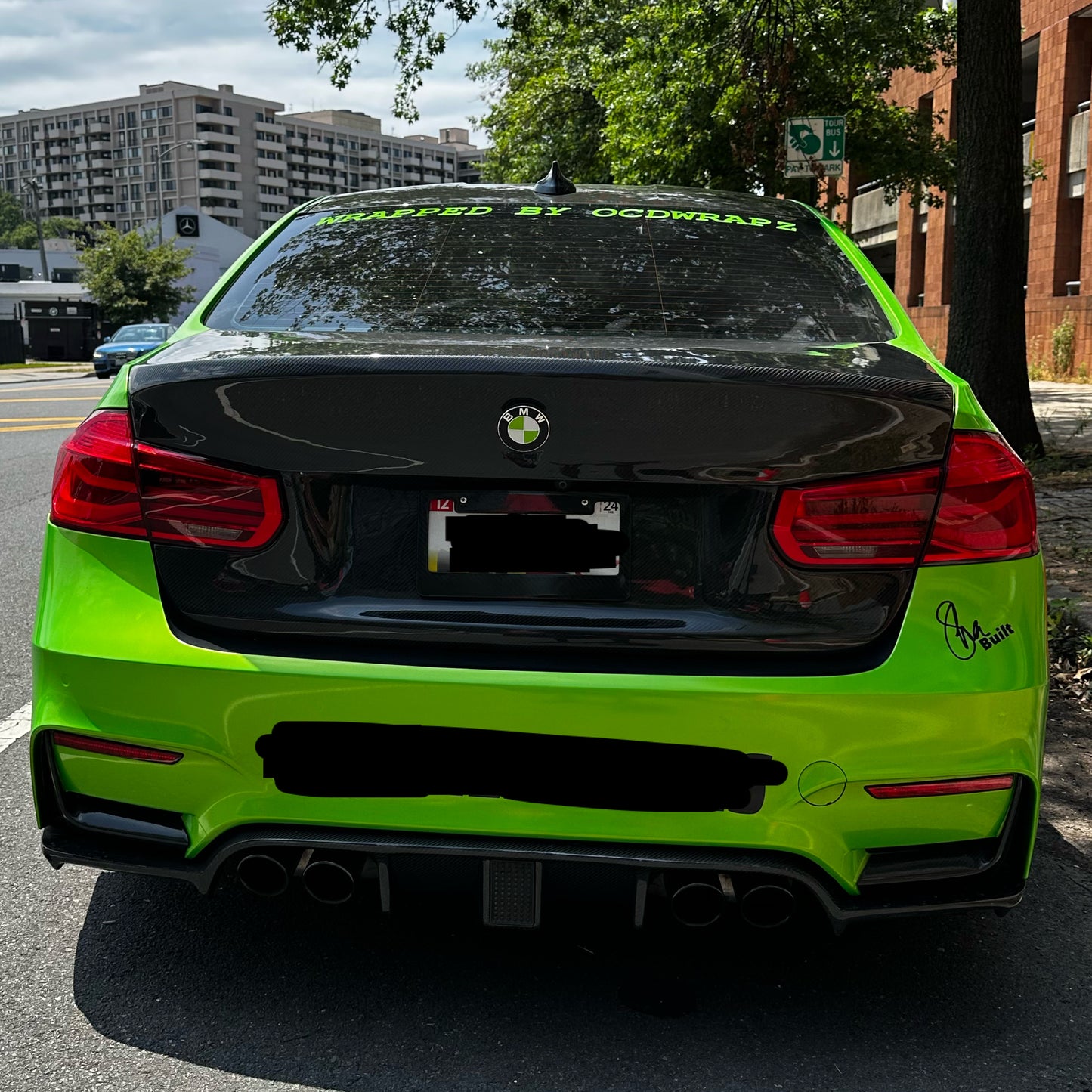 F8X CarbonFiber trunk