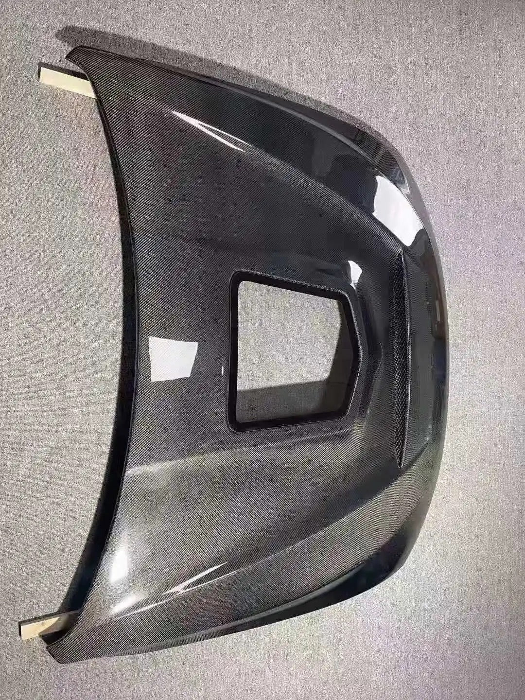 F8X Window Carbon Fiber