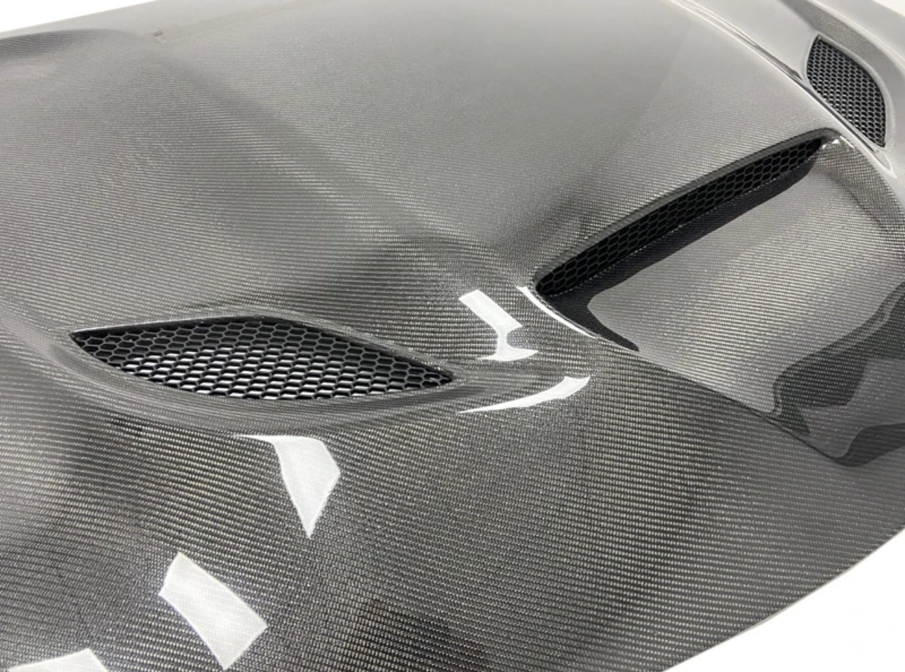 Dodge Charger hellcat Carbon Hood