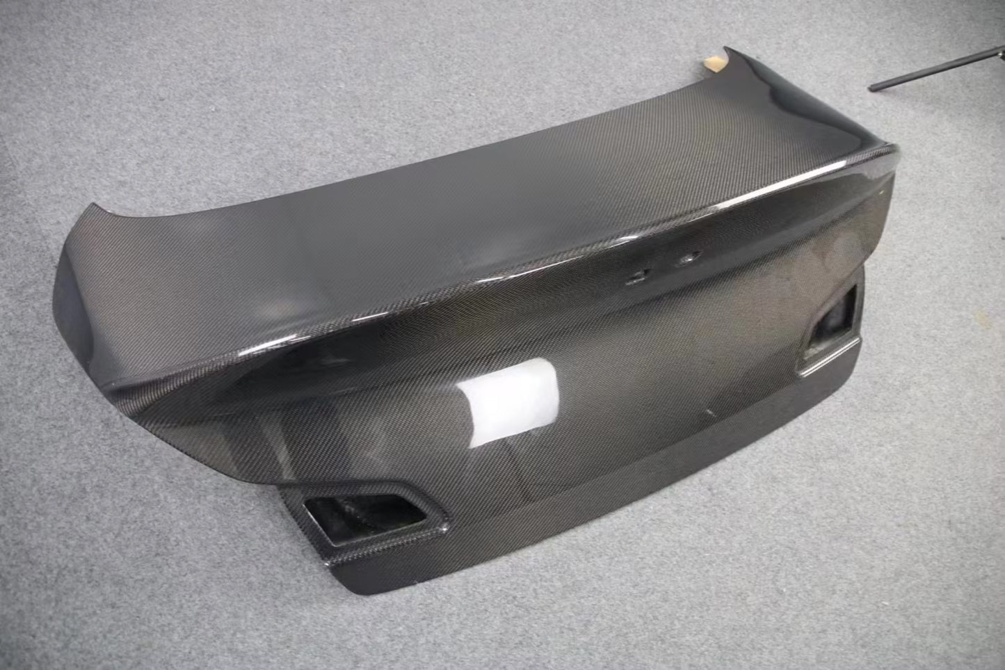 G37 Sedan CarbonFiber DuckBill Trunk