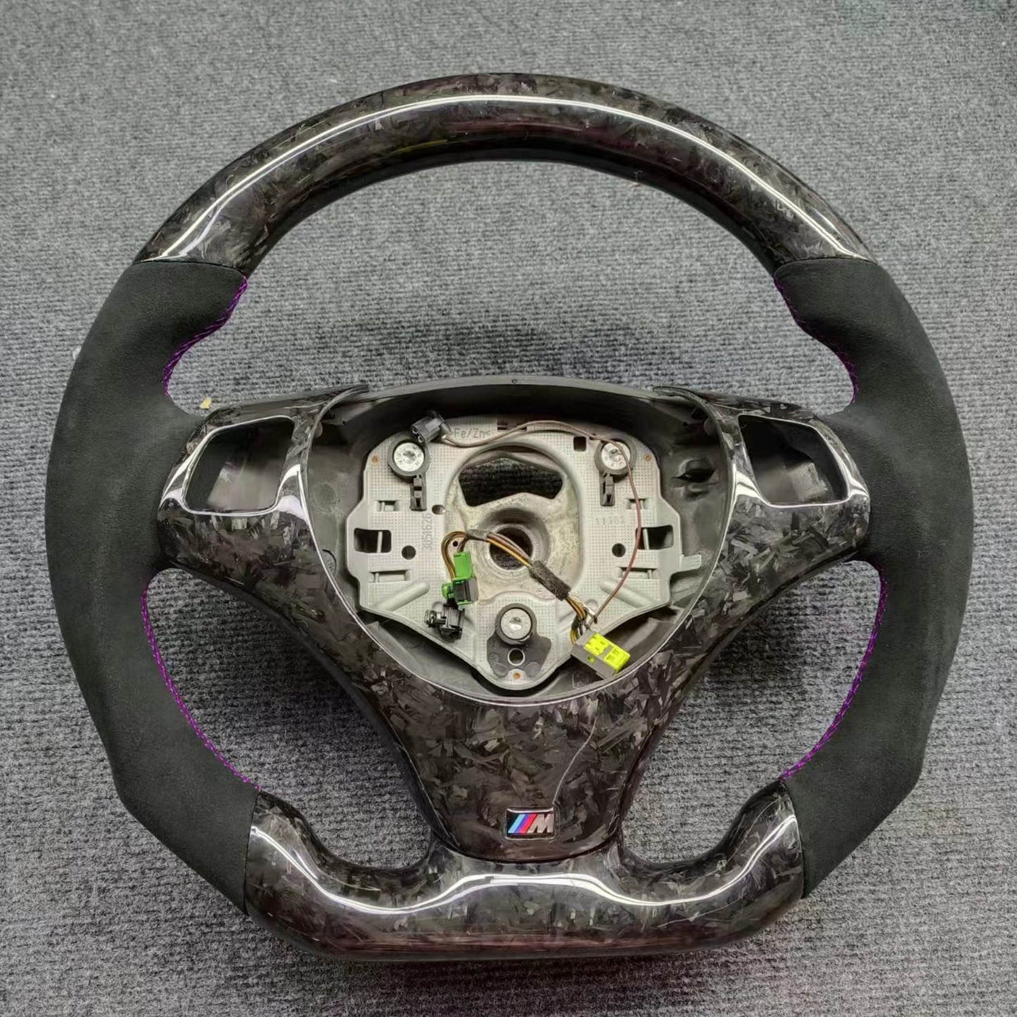 E9X Carbon Fiber Steering Wheel