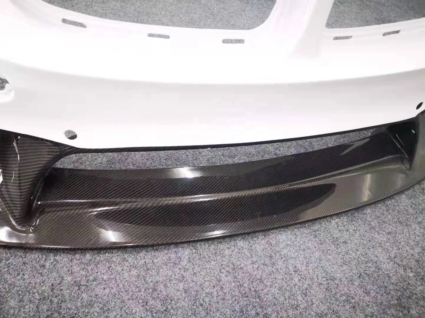 F8X Half Carbon Front Bumper